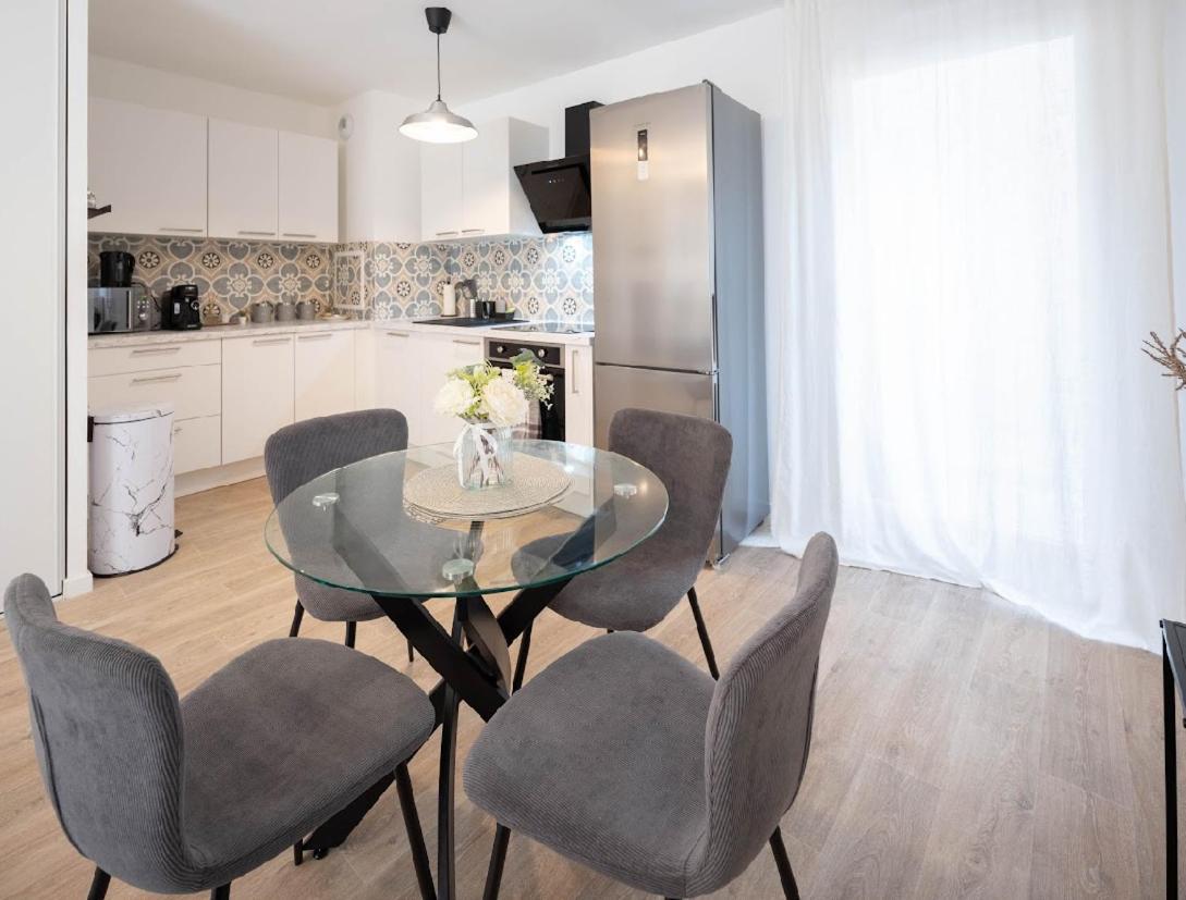 Sejour Unique A Pierrefitte Apartment Ngoại thất bức ảnh