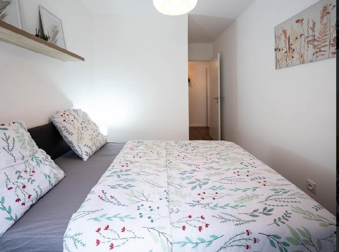 Sejour Unique A Pierrefitte Apartment Ngoại thất bức ảnh