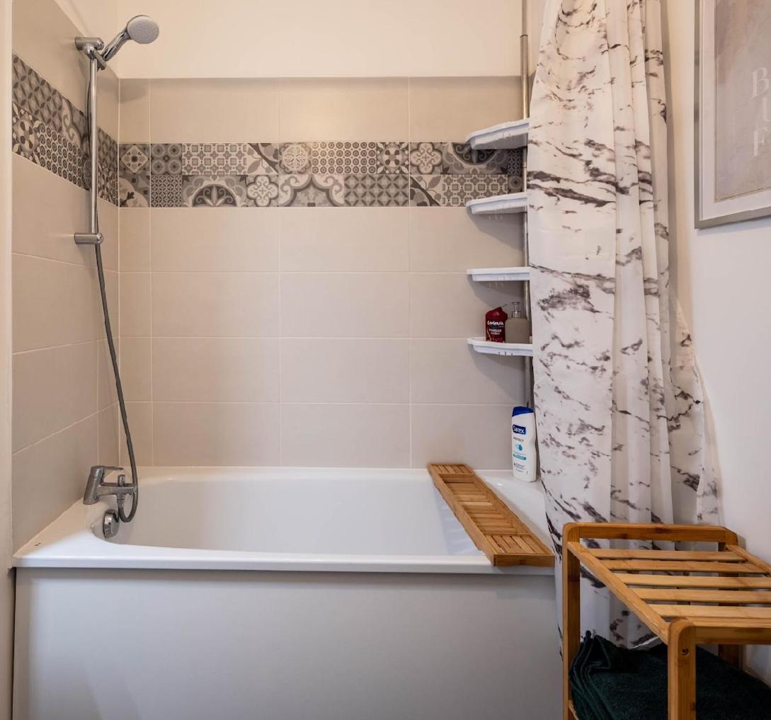 Sejour Unique A Pierrefitte Apartment Ngoại thất bức ảnh