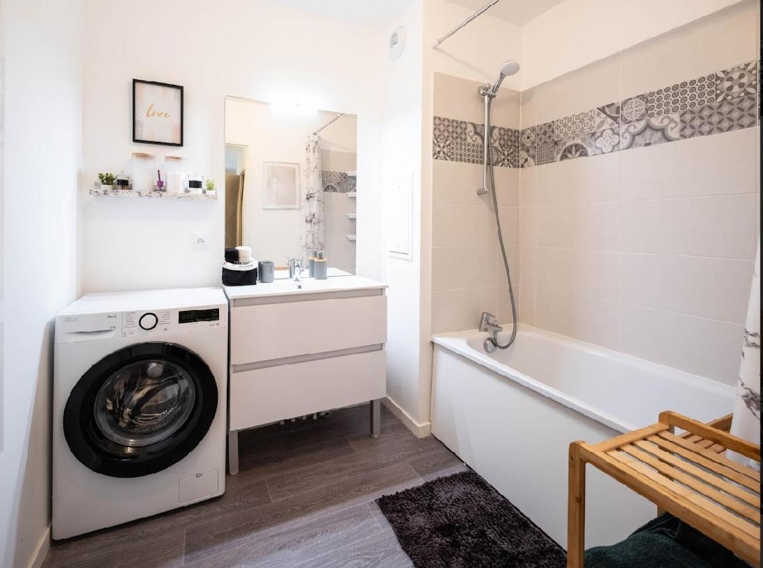 Sejour Unique A Pierrefitte Apartment Ngoại thất bức ảnh